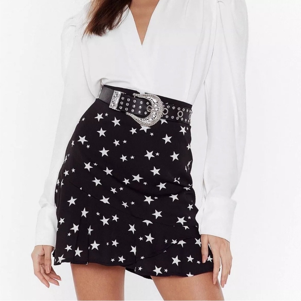 Nasty Gal Collection Black White Stars Swing Flare Skirt Size 10 Ruffle Hem